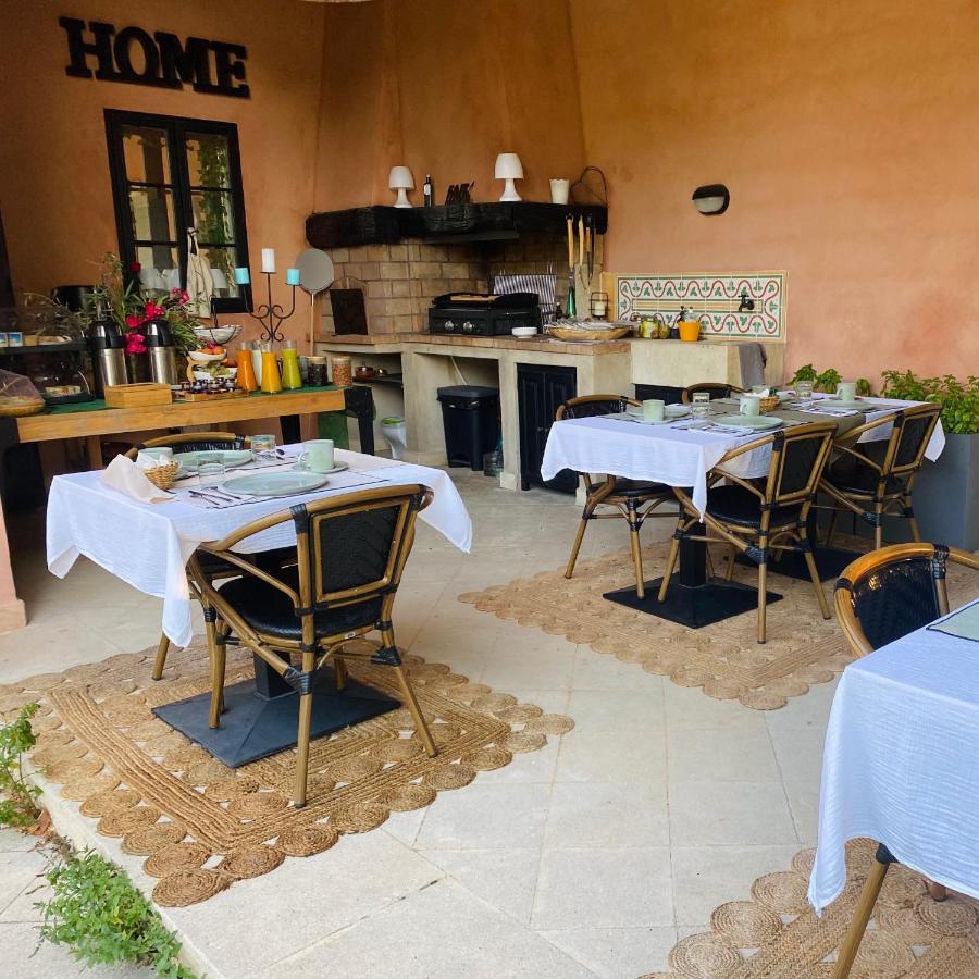 Hestia Bed & Breakfast Robion en Luberon ภายนอก รูปภาพ