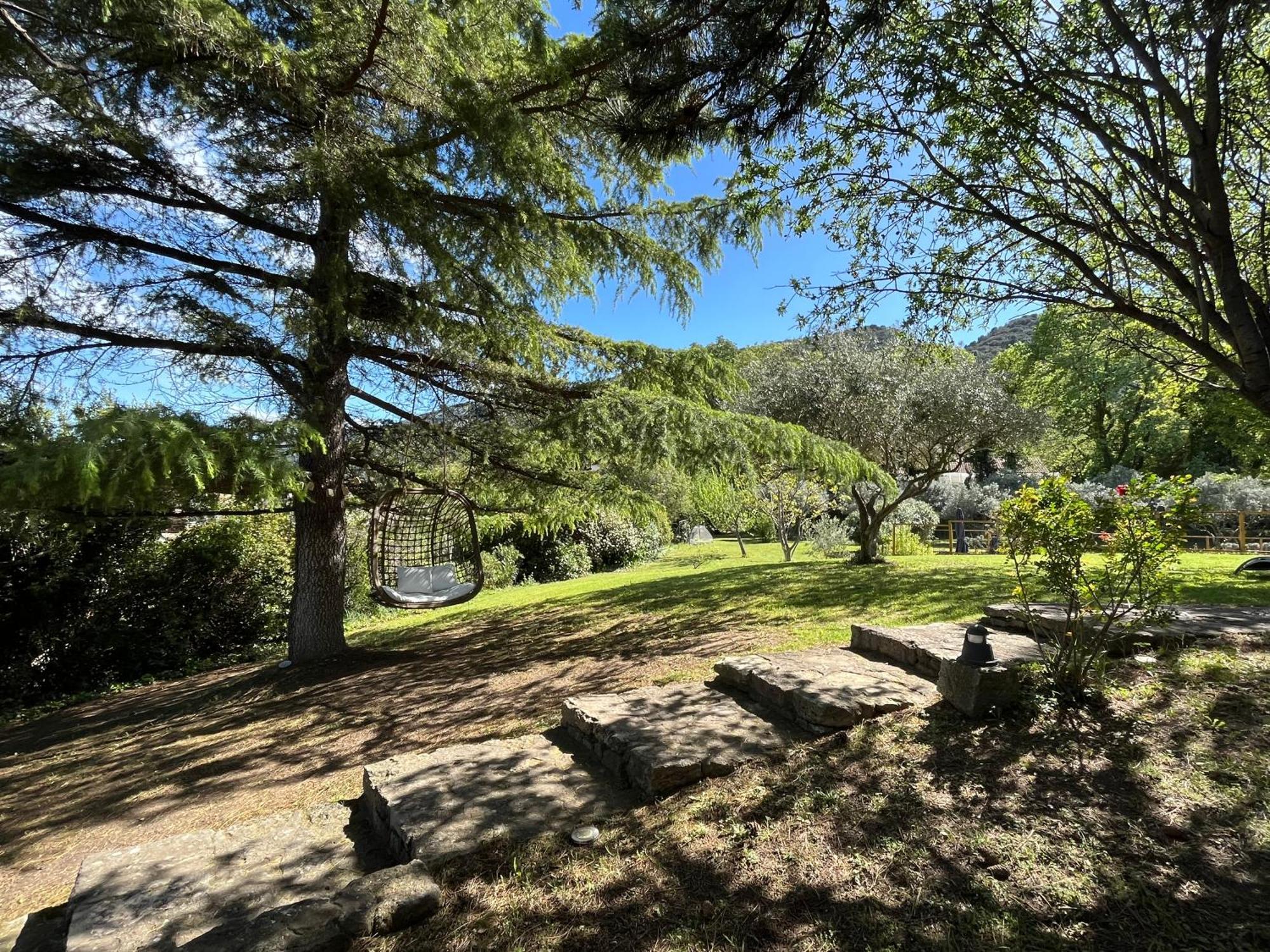 Hestia Bed & Breakfast Robion en Luberon ภายนอก รูปภาพ