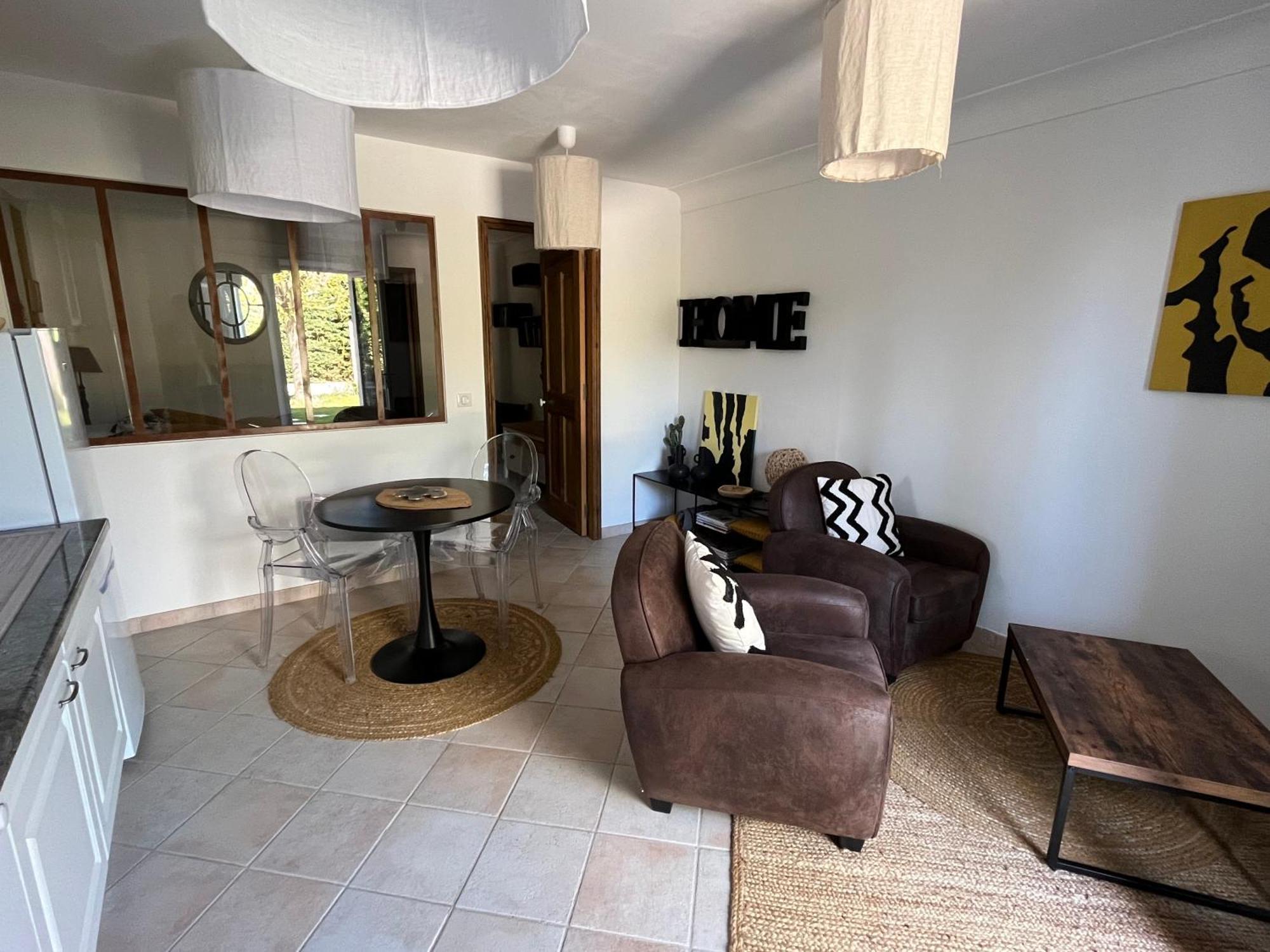 Hestia Bed & Breakfast Robion en Luberon ภายนอก รูปภาพ