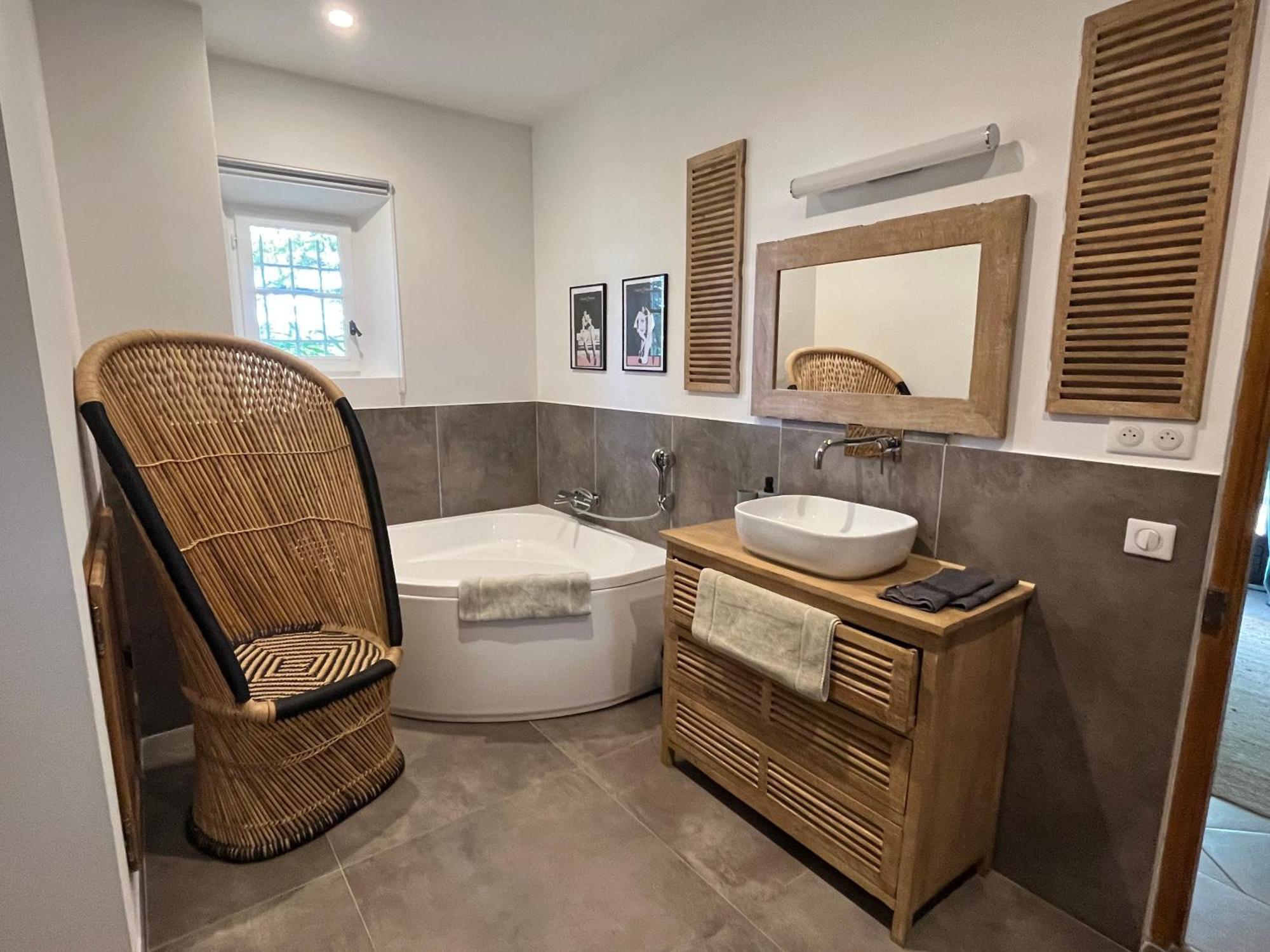 Hestia Bed & Breakfast Robion en Luberon ภายนอก รูปภาพ